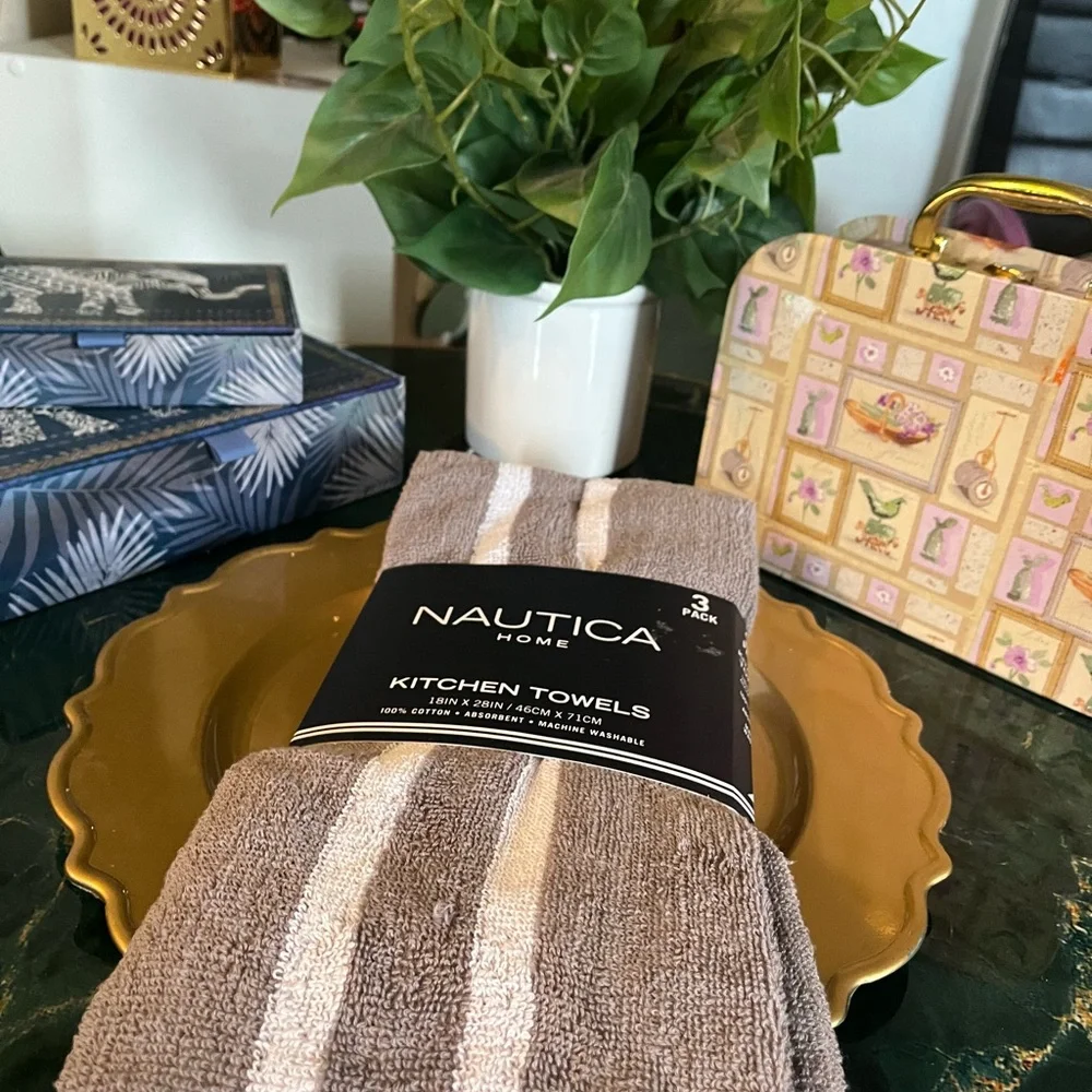 Nautica Home Gray and White  pack 3 Kitchen Towels style